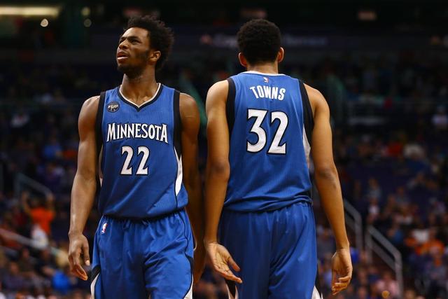  唐斯内外开花森林狼双加时险胜独行侠显韧性